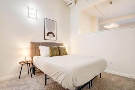 Cozysuites - 1Br With Direct Skybridge Access #1 Индианаполис Экстерьер фото